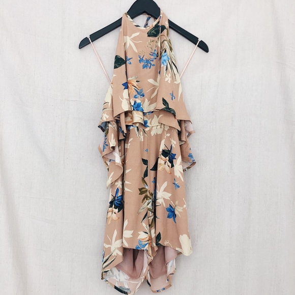 ASTR the Label Bianca Backless Floral Romper - Picture 4 of 7